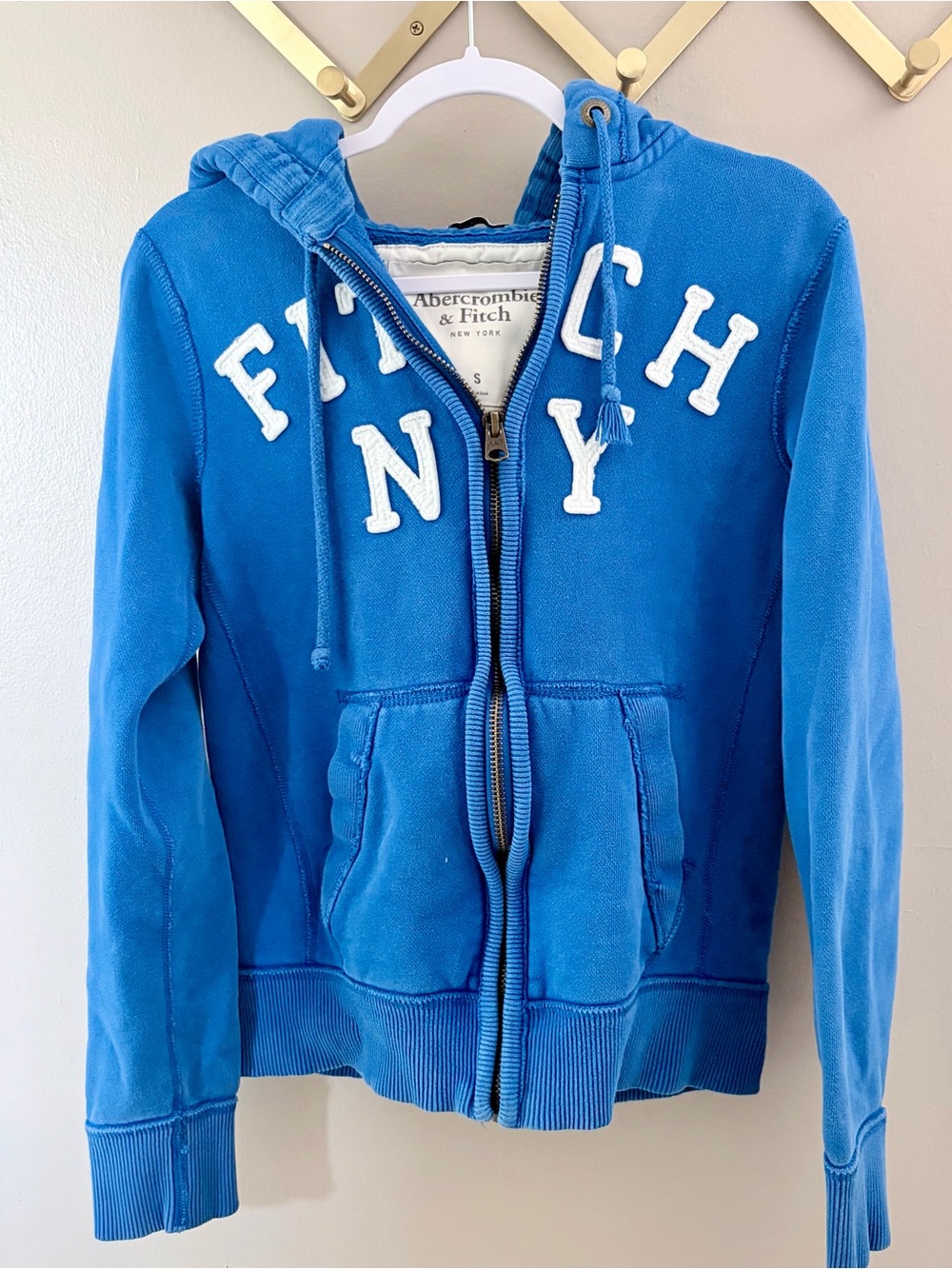 Vintage Abercrombie Fitch Blue Zip Up Hoodie Y2K 2000s Muscle Fit Fitch NY S